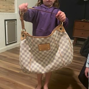 LOUIS VUITTON HOBO BAG